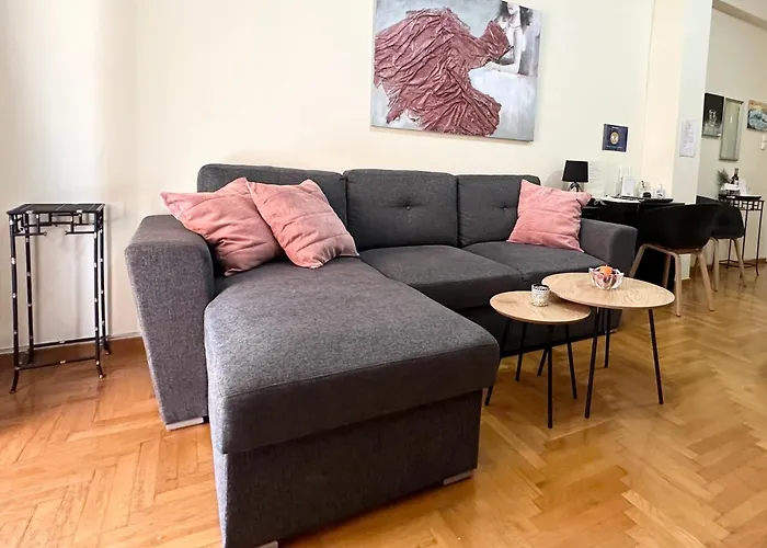 Harokopio Apartment In Athens