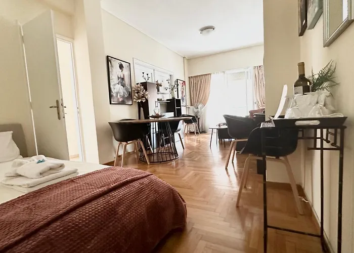 Harokopio Apartment In Athens