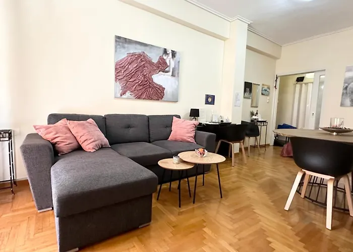 Harokopio Apartment In Athens